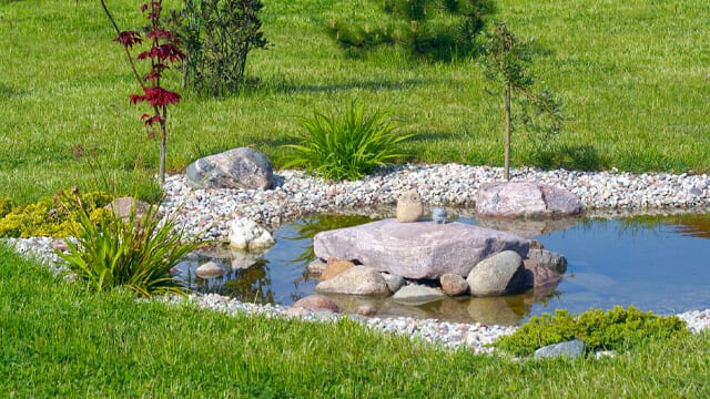 Water feature for front yard landscaping. 