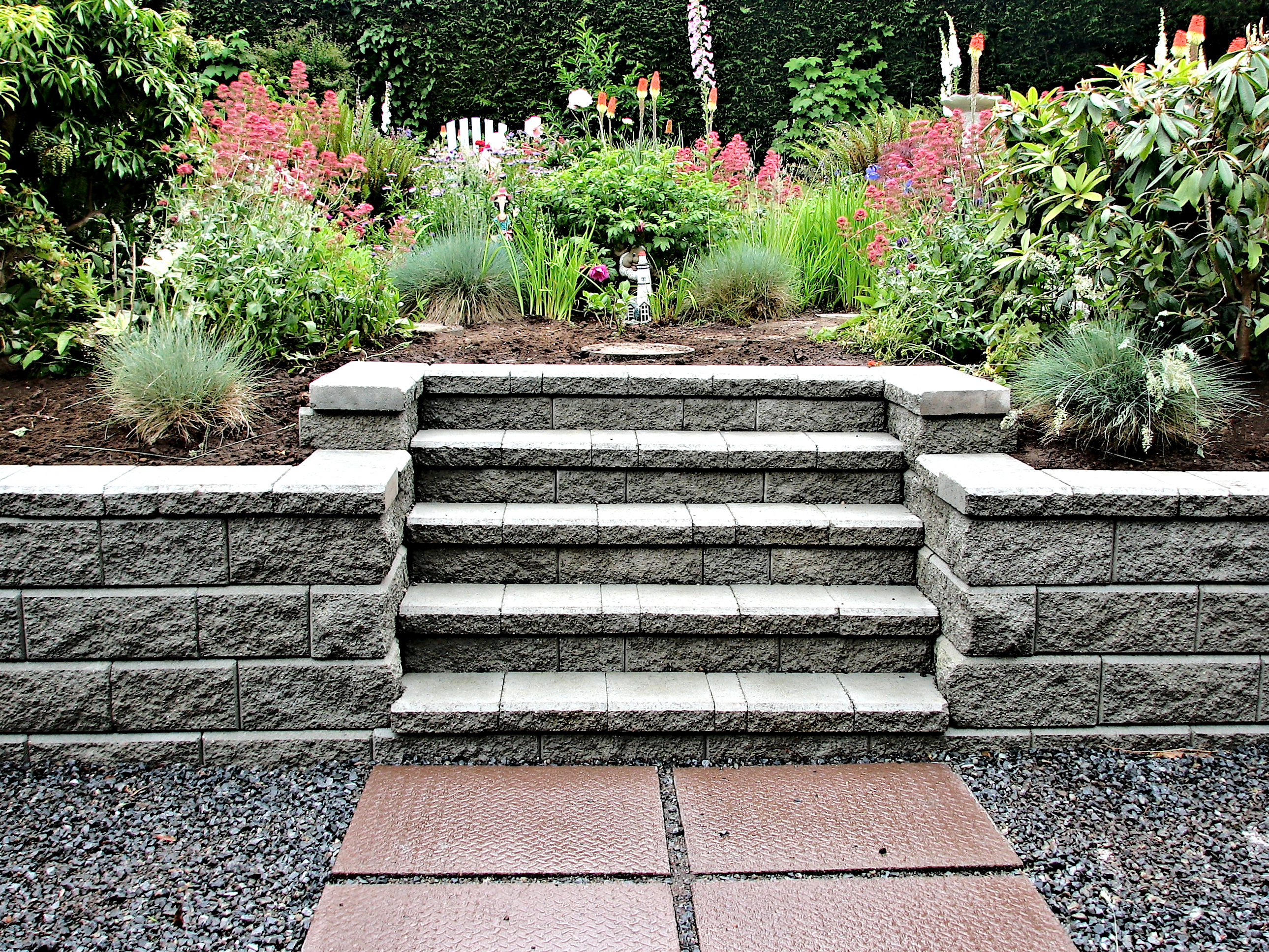 All Metro Companies offers hardscaping services in Minneapolis